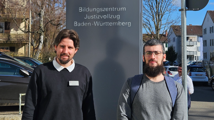 Radikal.Verstehen: <br>CLIX-Team sammelt erste Praxiserfahrungen im Justizvollzug Radikal.Verstehen: <br>CLIX-Team sammelt erste Praxiserfahrungen im Justizvollzug