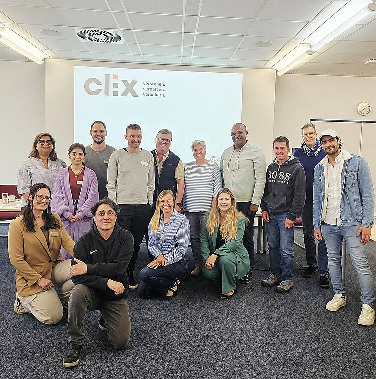 CLIX qualifiziert Ehrenamtliche und Sprach- und Kulturmittelnde im Landkreis Ravensburg CLIX qualifiziert Ehrenamtliche und Sprach- und Kulturmittelnde im Landkreis Ravensburg